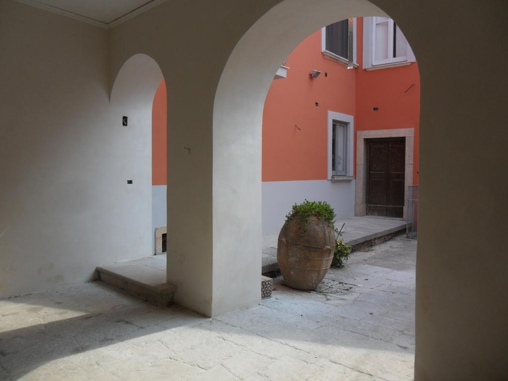 Отель Palazzo Gentilizio De Maffutiis Auletta Экстерьер фото